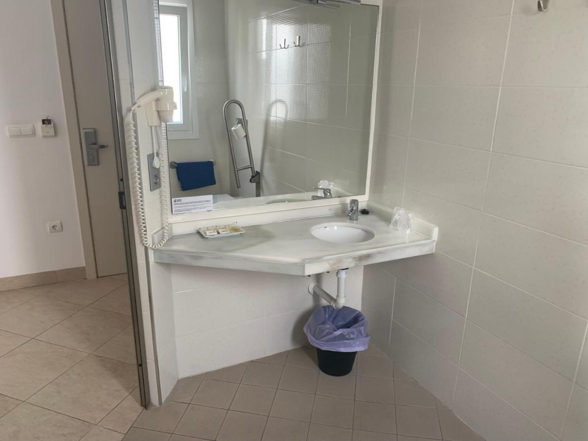 Hostal Tarifa -Recepcion Abierta Las 24H- Εξωτερικό φωτογραφία